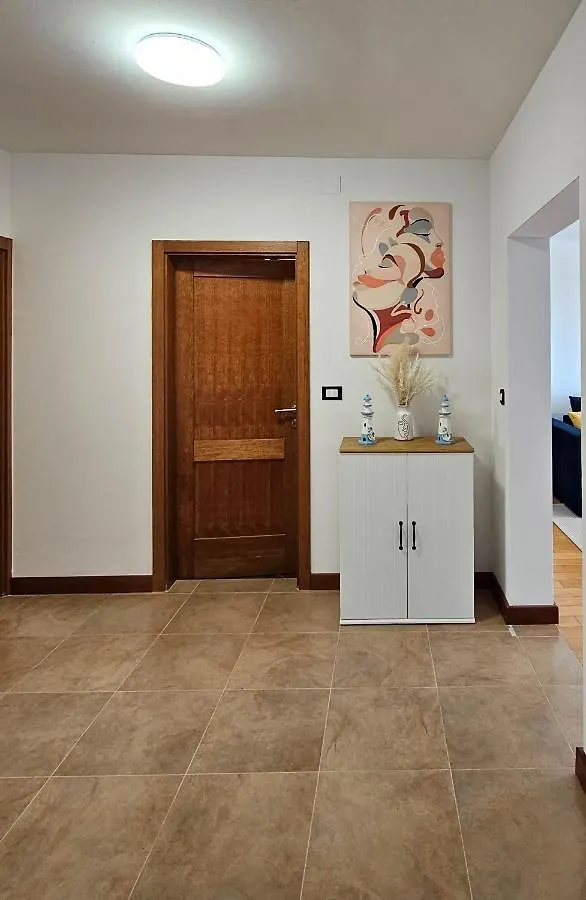 Apartment Bluemare B3 With Shared Pool Liznjan